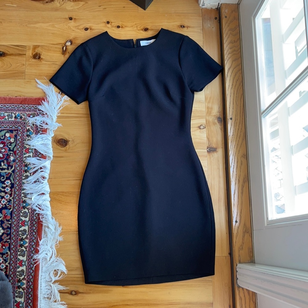 LIKELY tshirt dress in black